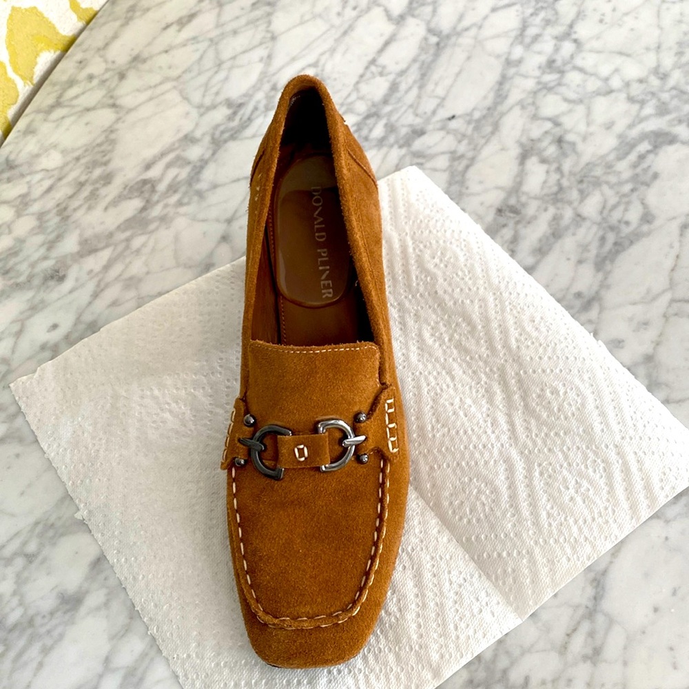 Gorgeous, tan suede loafer with 2-2.5 inch block heel. Never worn, Donald Pliner